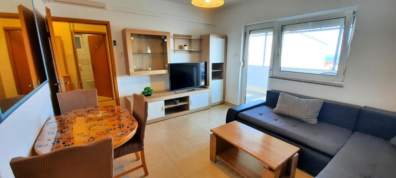 Apartment Miroslav Крк Экстерьер фото